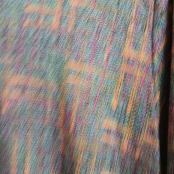 LuLaRoe M Green Purple Orange Geometric High Low Simply Comfortable Tunic Top - Picture 11 of 16